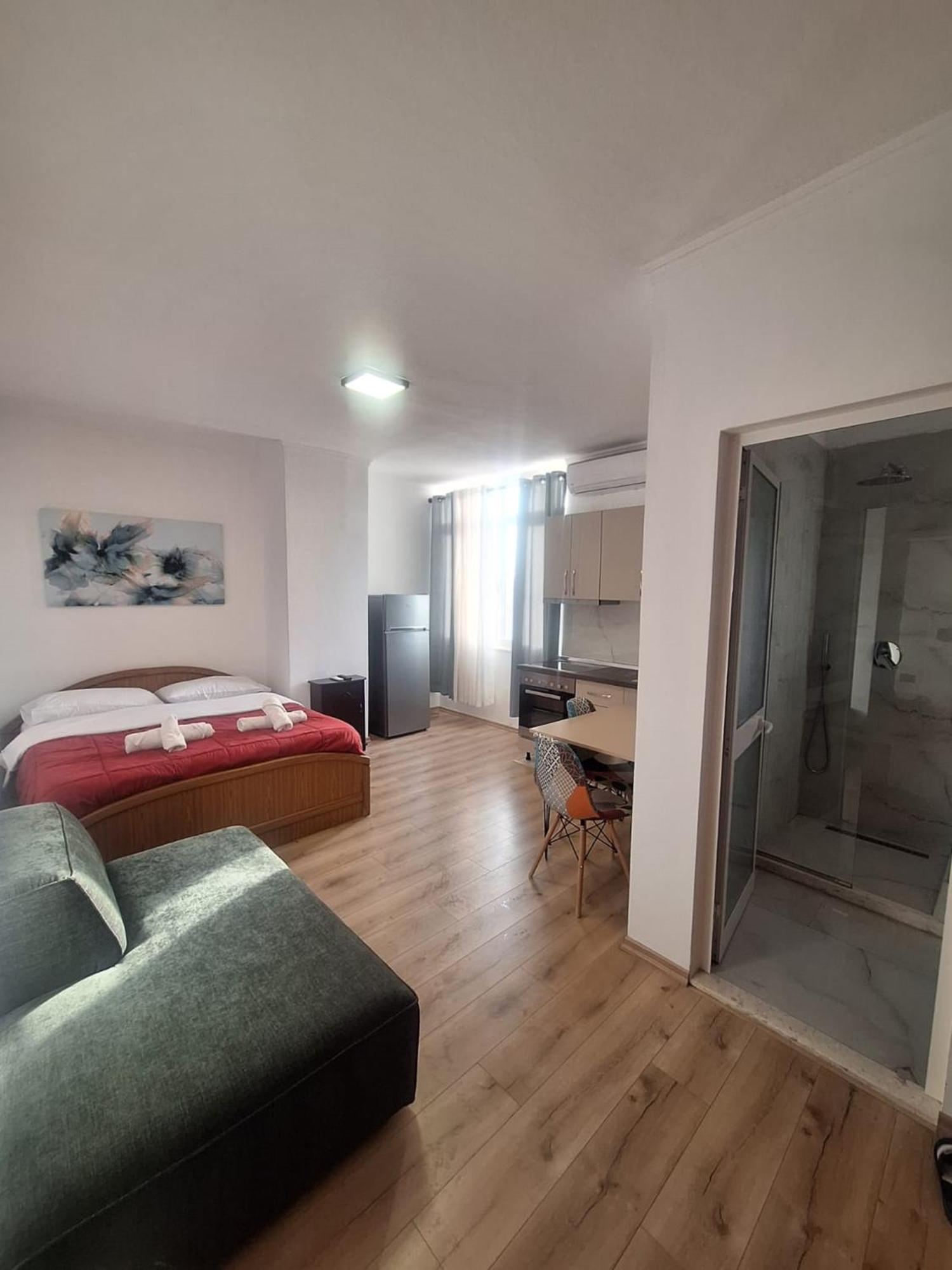Albania Apartment Comfort Near Tirana City Center Esterno foto