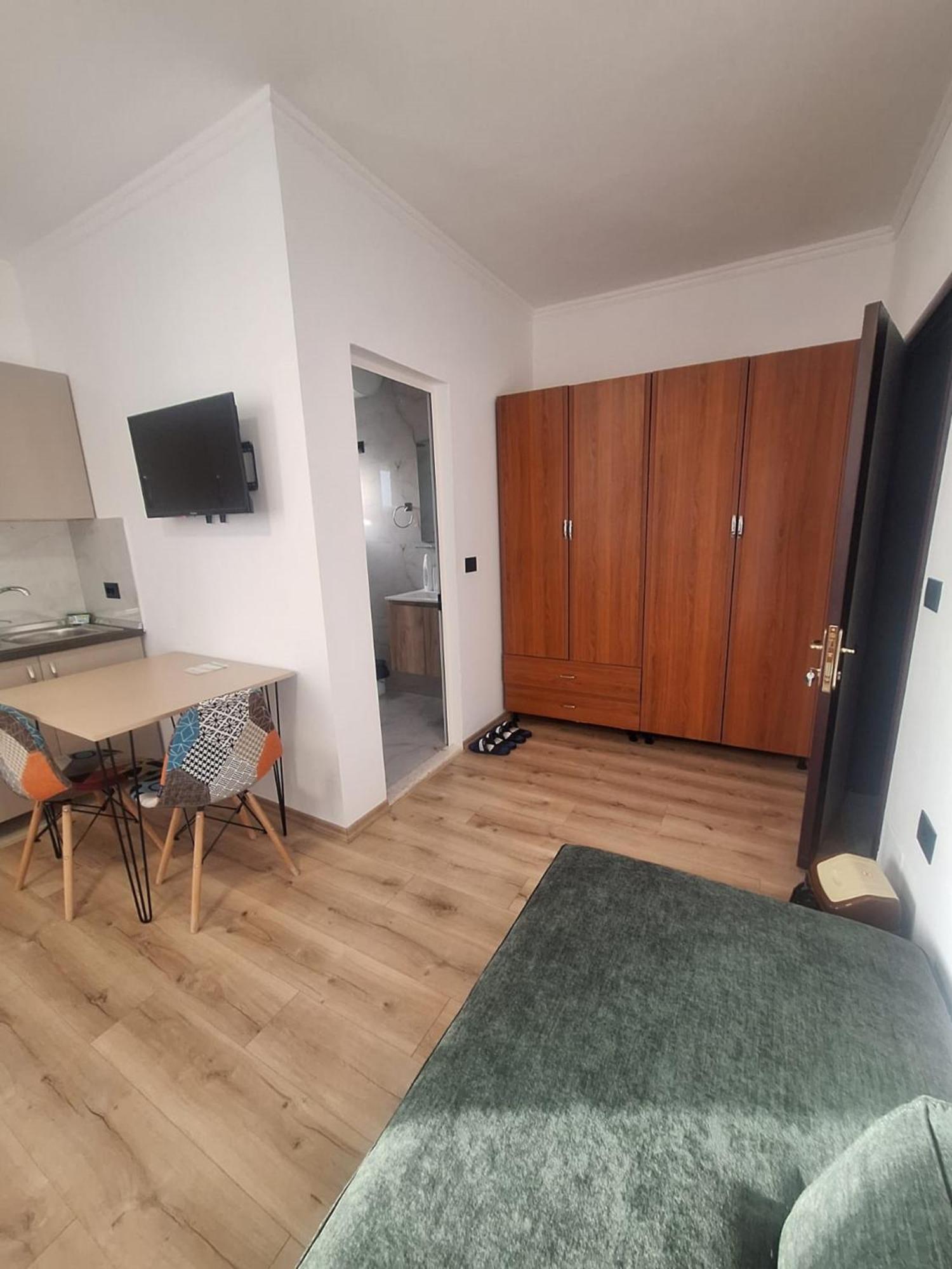Albania Apartment Comfort Near Tirana City Center Esterno foto